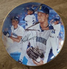 Ken Griffey Jr Gartlan Signed By Artist 10.25