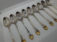 Robbe & Berking Besteck f&uuml;r 12 Personen &ndash; 150er Silber, vergoldet &ndash;ROSENMUSTER