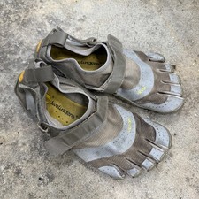 DISTRESSED Vibram FIVE FINGERS V-Aqua Gray Shoes 18M7303 Men Size 9-9.5