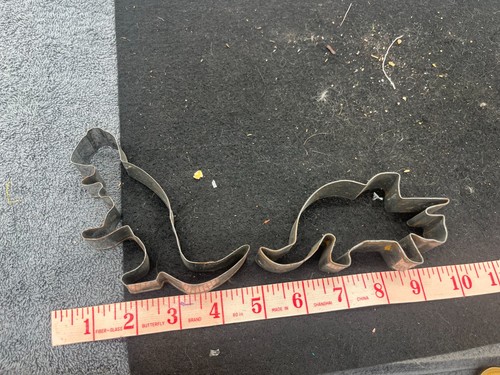 vintage t rex dinosaur stegosaurus cookie cutter baking metal tin lot - Bild 7 von 10
