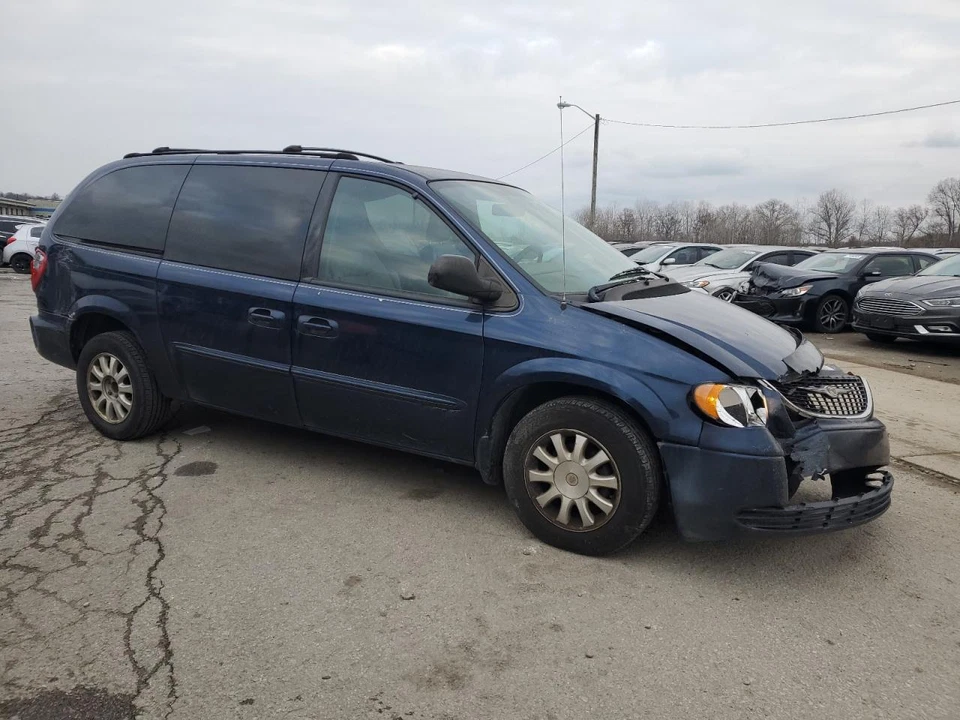 Conjunto de filtro de aire usado se adapta a: Chrysler Town & Country 2003 grado A Foto 4 de 4