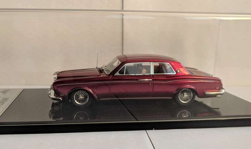 Camater 1:43 Bentley Corniche 1973 red resin - Picture 2 of 8