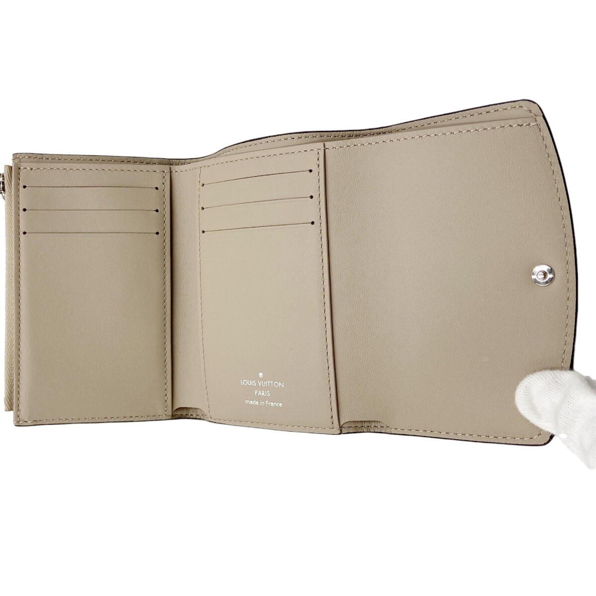 LOUIS VUITTON Mahina Portefeiulle Victorine Tri-fold Geldbörse