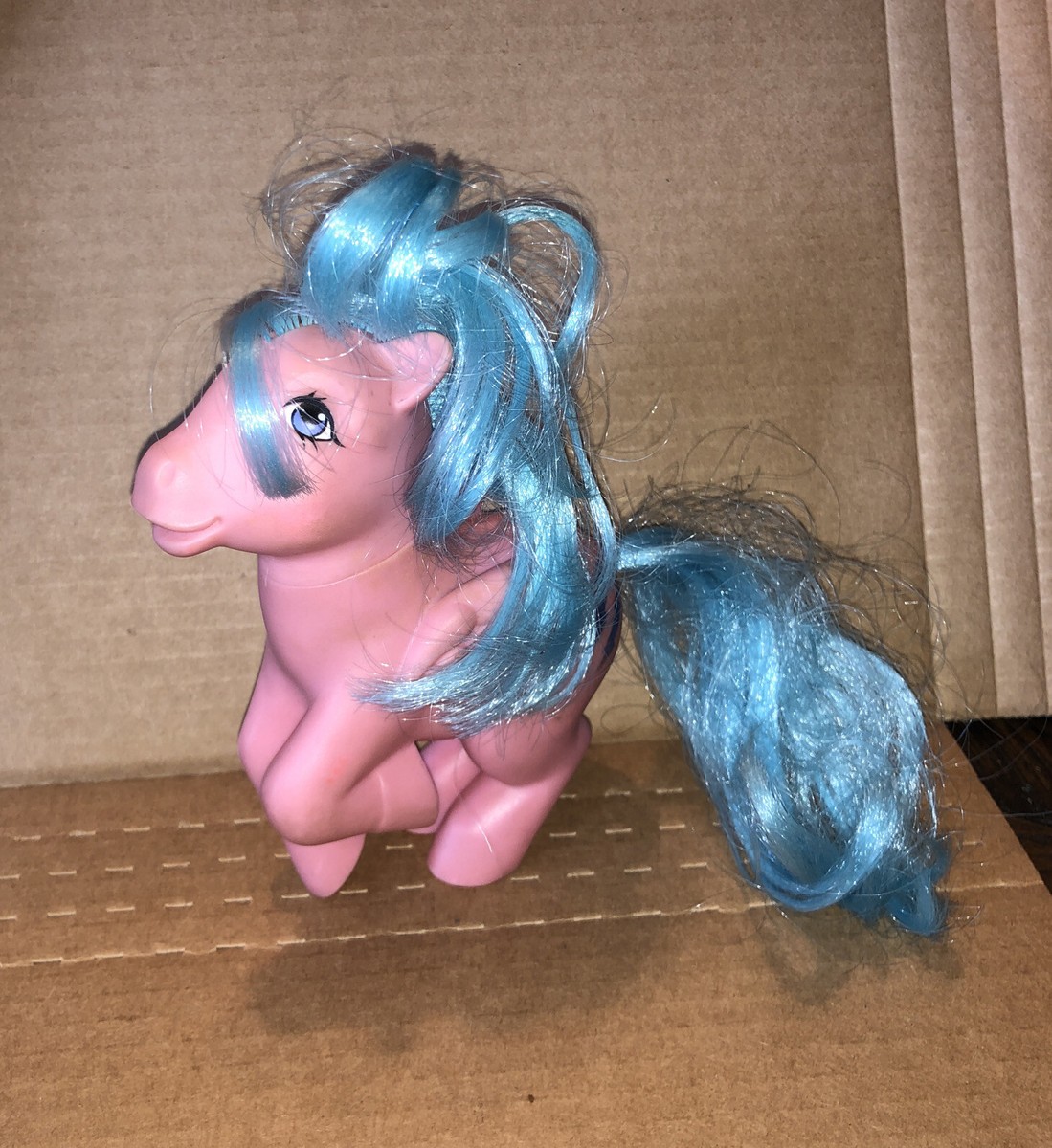 Vintage My Little Pony MLP Firefly Pegasus 1983 peach w/blue hair