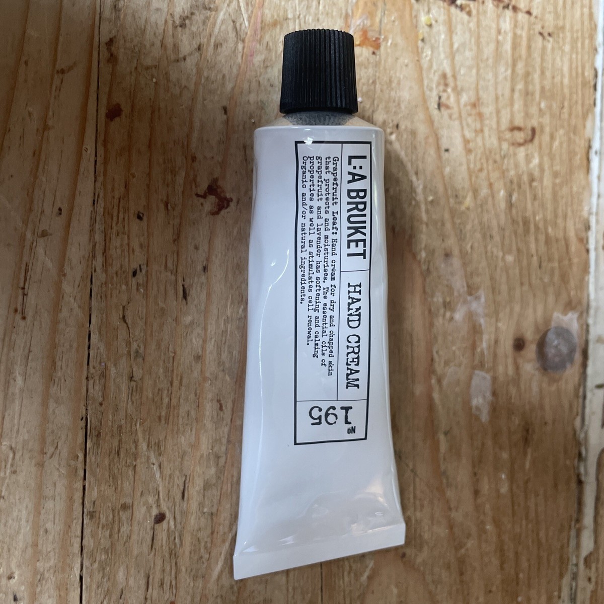 L:A Bruket Hand Cream Grapefruit Leaf 30ml New Foil