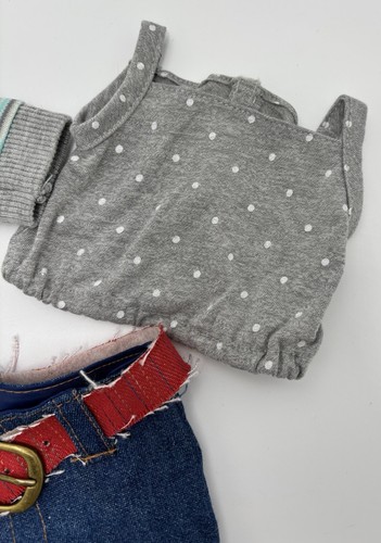 American Girl Authentic Outfit Jeans plus 2 tops - Picture 7 of 9