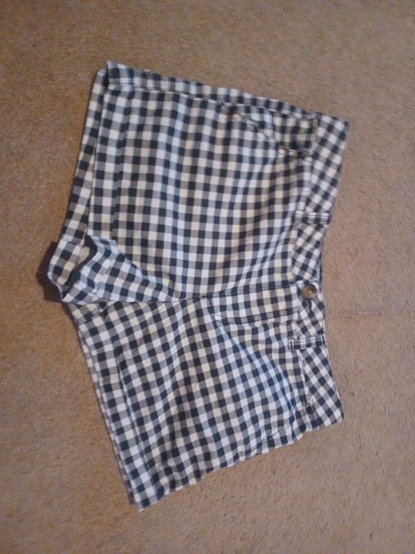 So Girls Shorts Size 16 Black & White Checked Adjustable Waist