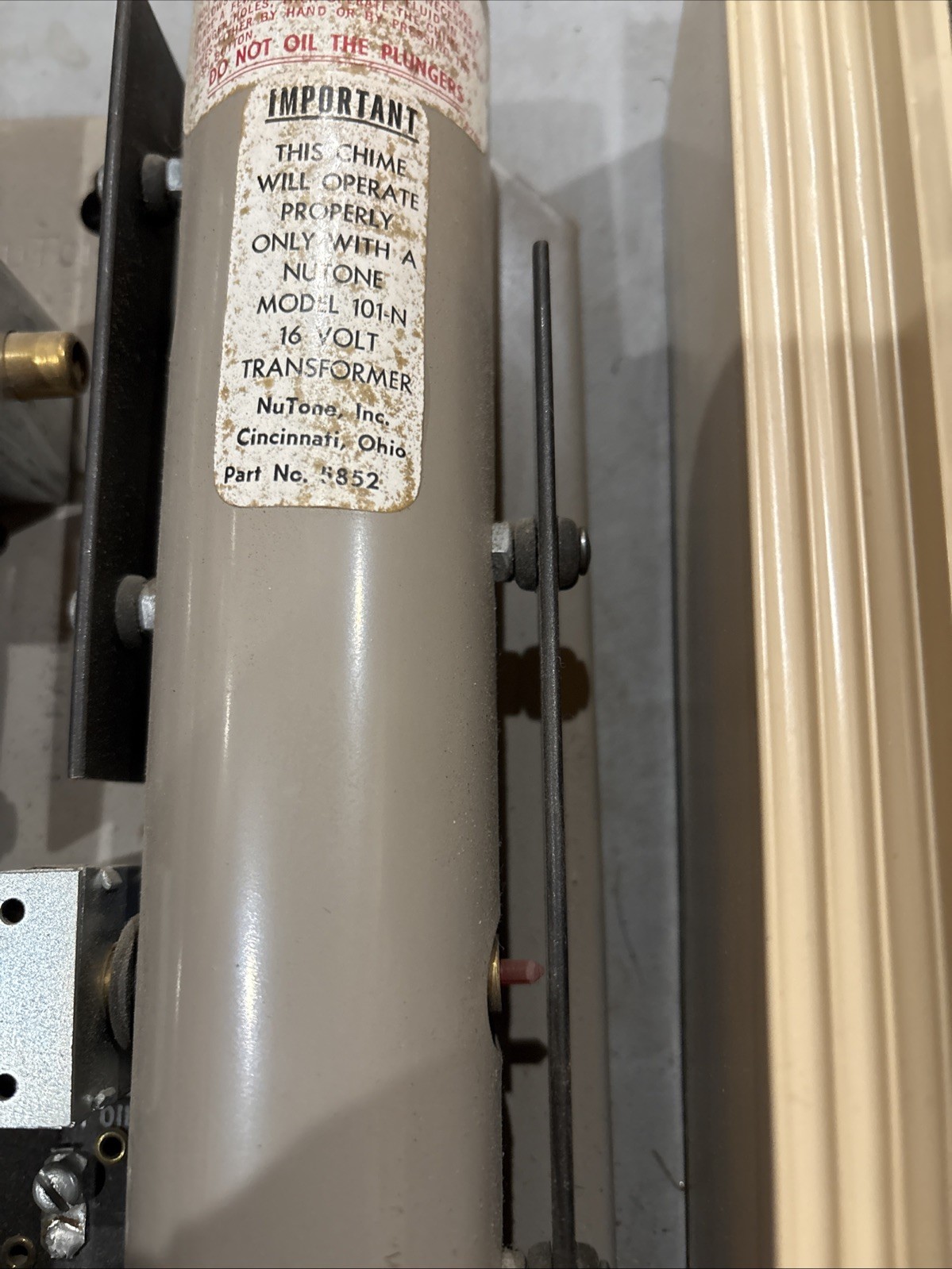 Vintage Nutone Doorbell Chime UNTESTED