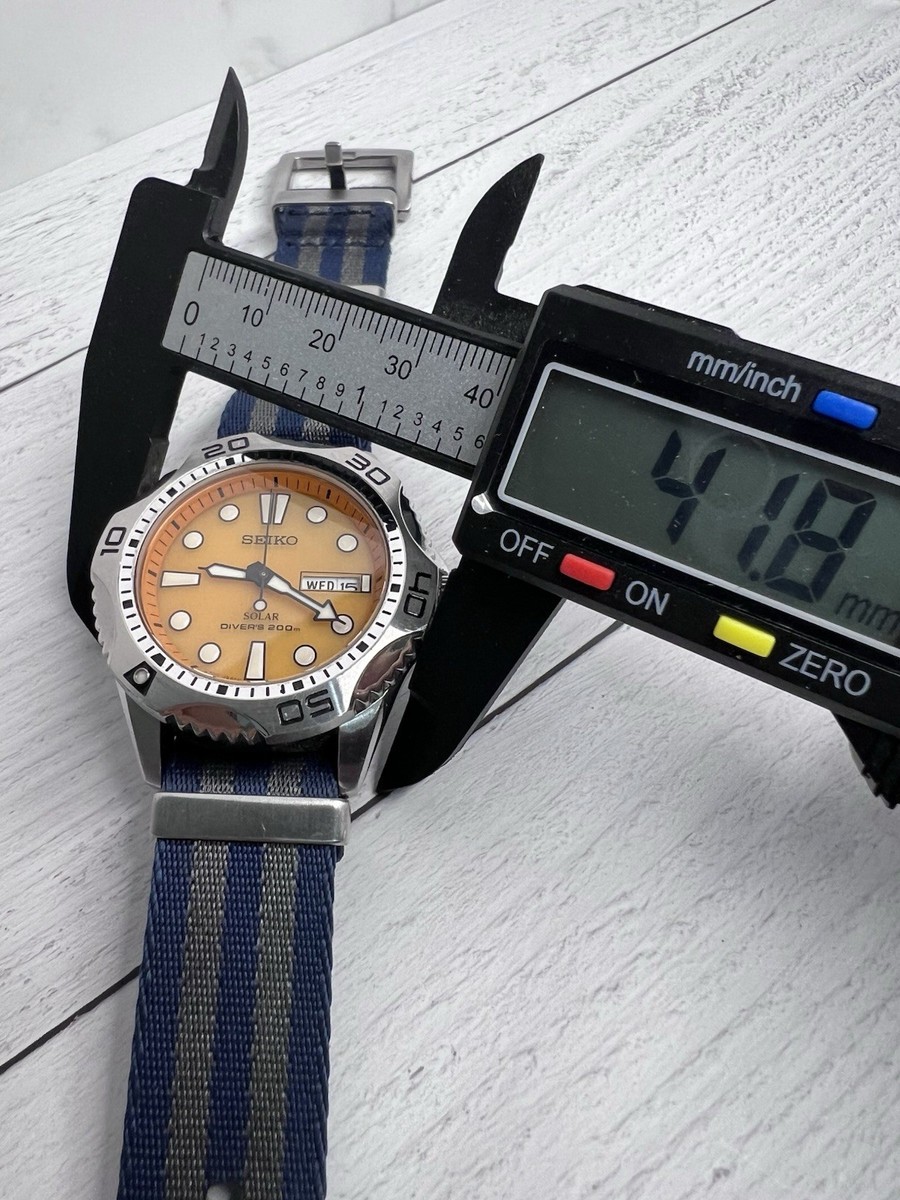 Rare Orange Dial Seiko Solar 200m dive watch V158-0AE0 SNE107