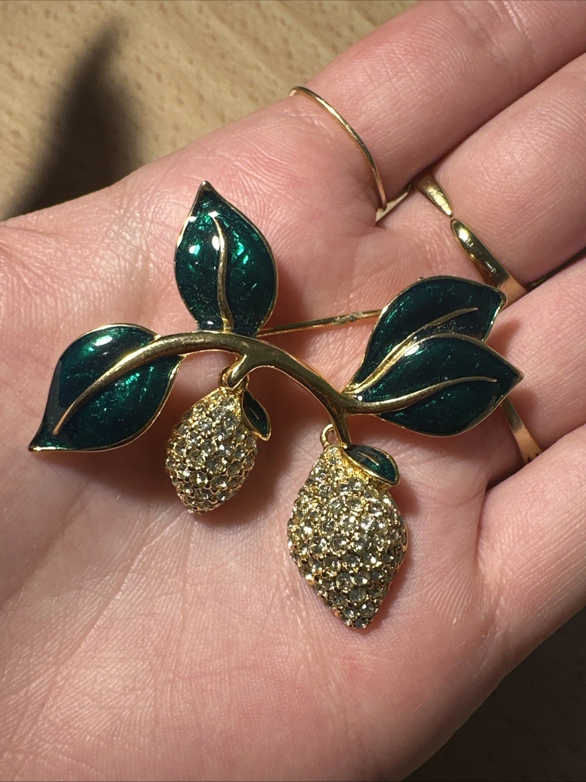 Broche Citrons Pendants, Dorée Et Verte À Strass Jaune Bijoux Fantaisie