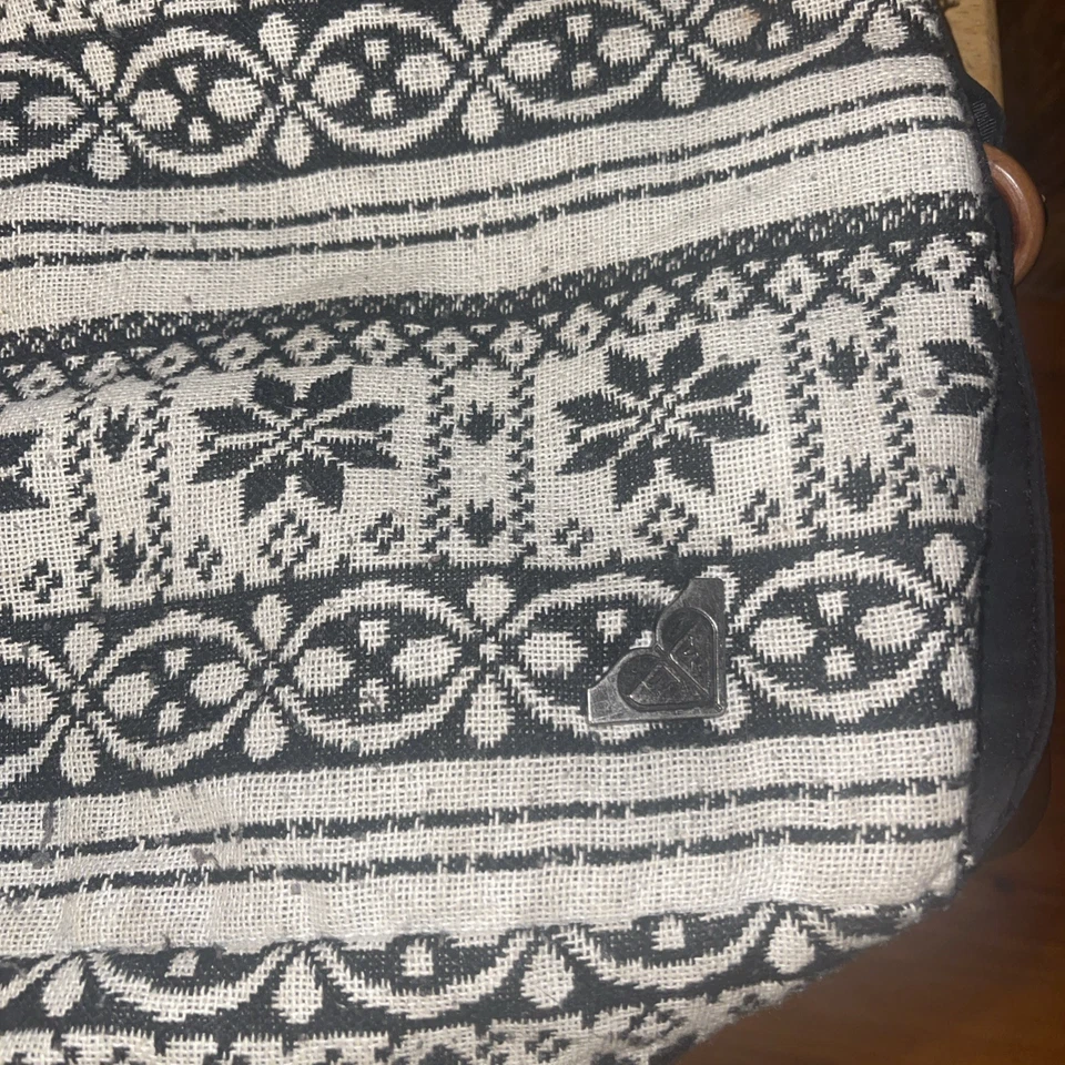 Roxy Hobo Bag Black And White Snowflakes - Image 2 of 4