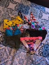 9 Piece Women's Size S/M Mixed Brands Swim Separates