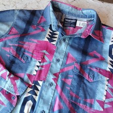 Vtg Wrangler Mens 16 1/2 X 34 Western Shirt X-Long Tails USA Cowboy Cut Aztec