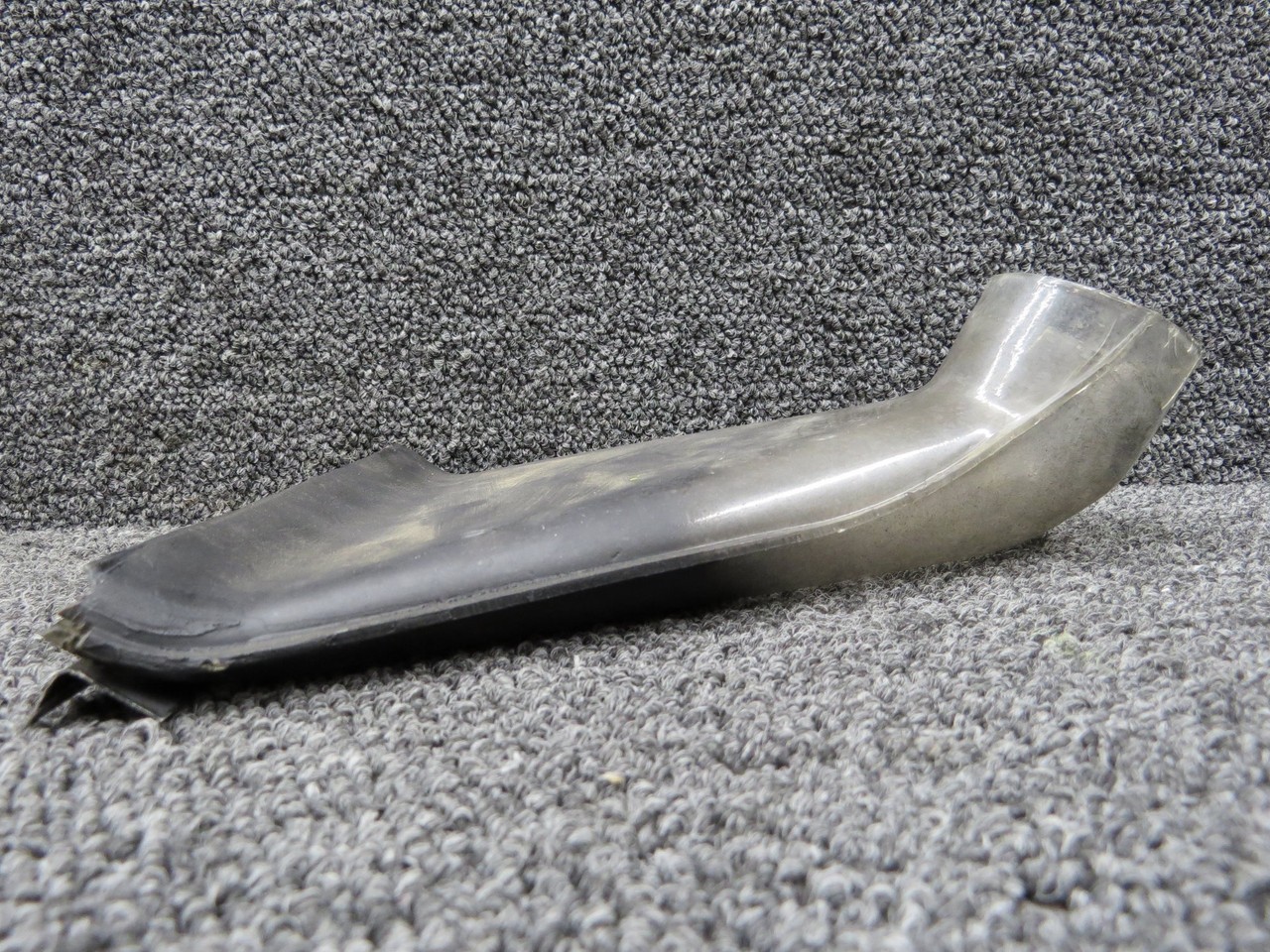 169-554012-9 Beechcraft B24R Windshield Defrost Duct (Cracked)