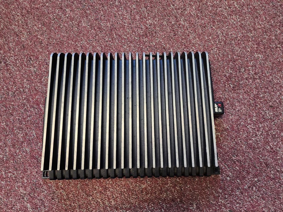 KICKER ZR240 Car Audio Amplifier 2 Channel 60W x2 240W Bridgeable