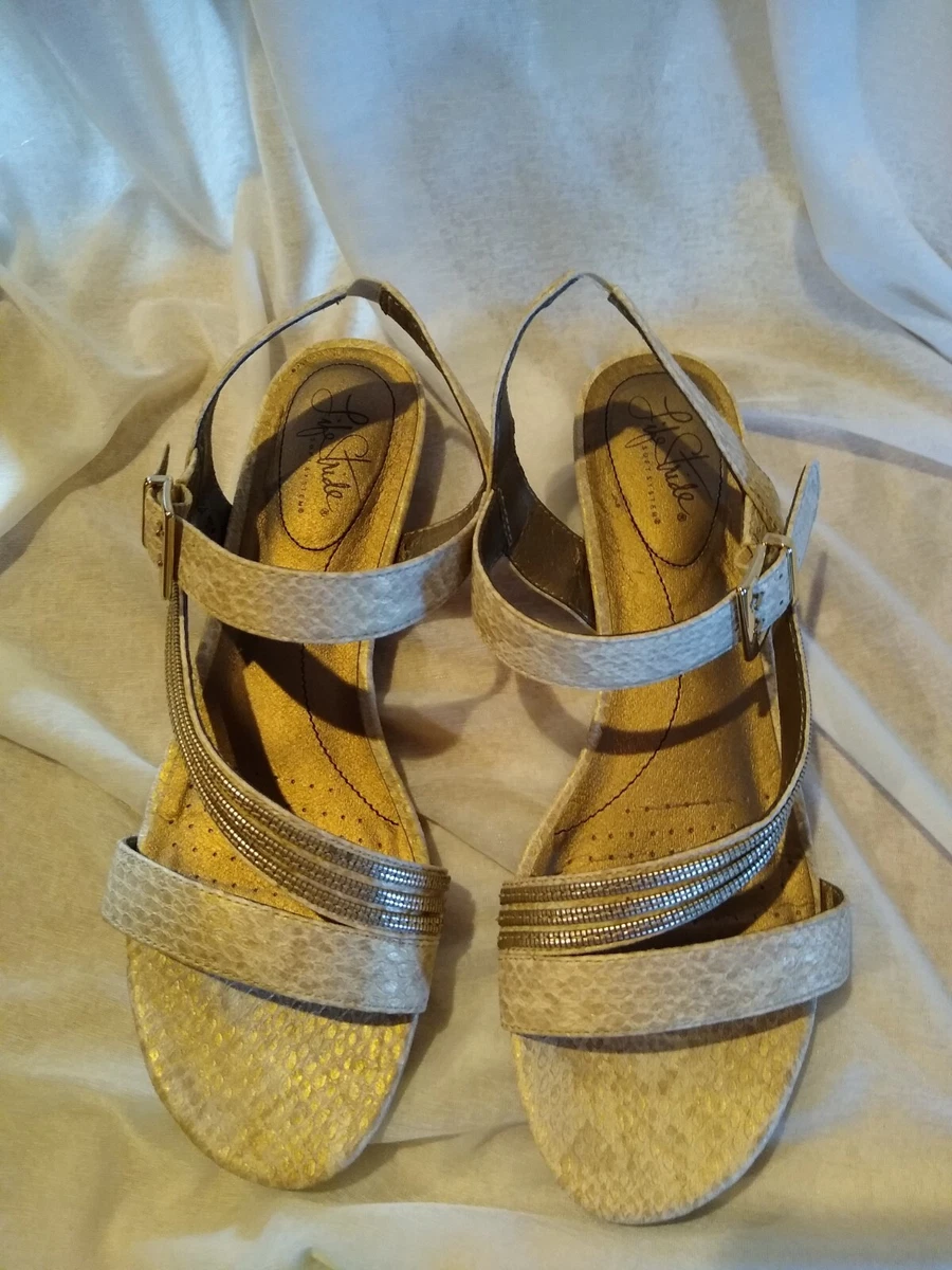 Champagne sales color sandals