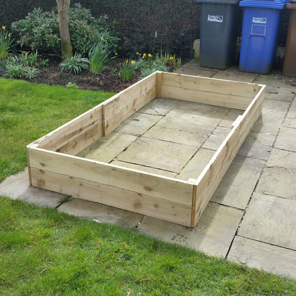 Wooden Raised Bed Planter With FREE Irrigation System - 4ft x 8ft x 12" High