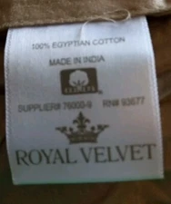2 ROYAL VELVET PILLOWCASE/COVER  100% Egyptian Cotton Gold Full/Queen India JCP