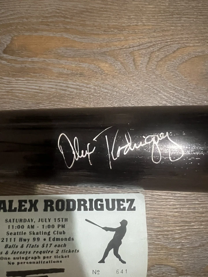 New York Yankees Alex Rodríguez Firmado Tamaño Completo Rawlings BigStick Pro Modelo Bate Foto 2 de 4