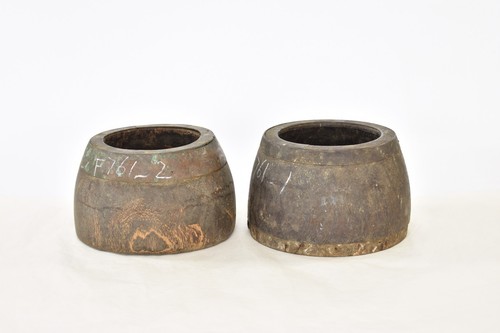 Two Antique Chinese Wooden Rice Measure Bowl w Metal Ring - 第 1/5 張圖片