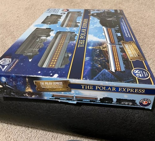 Lionel The Polar Express Train Set 7-11925 NIB 28 Pc. - Picture 5 of 7