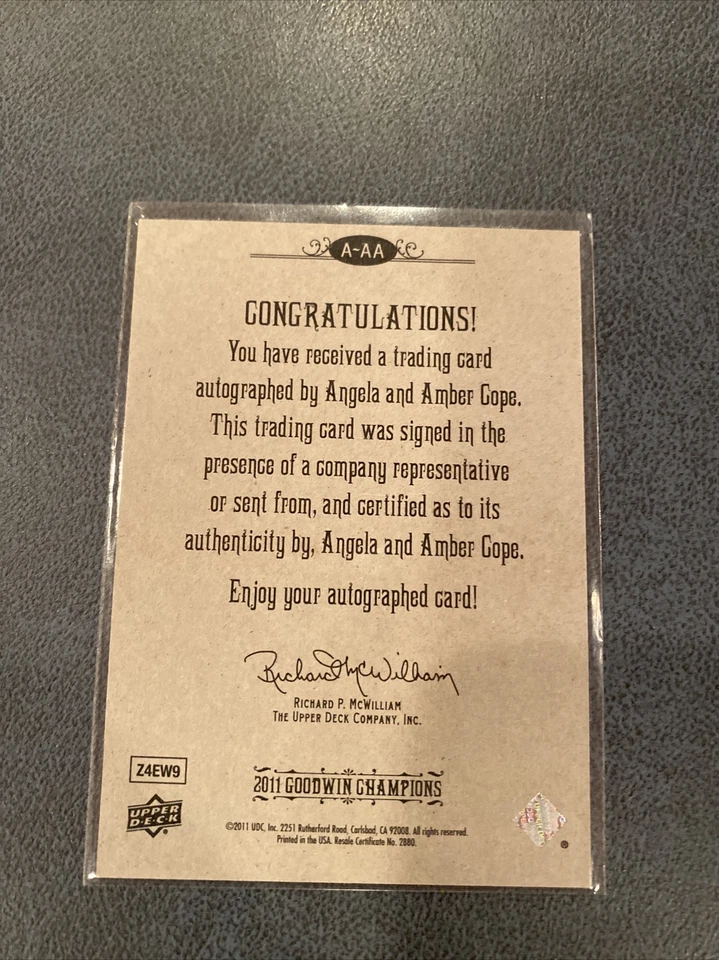 2011 UPPER DECK GOODWIN CHAMPIONS ANGELA & AMBER COPE AUTOGRAPHS - Image 2 of 2