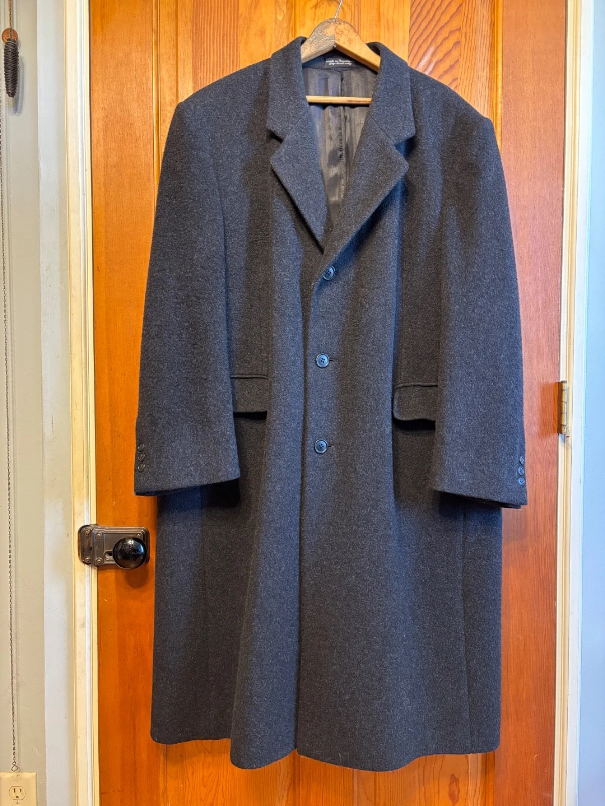 Vintage Roberto Vasalli Men's Charcoal Gray Cashmere Blend Overcoat XL - product detail image 1