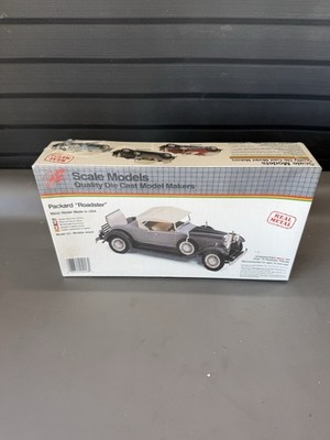 JLE Scale Models Packard Roadster # 4018 Diecast Metal Model Kit  New