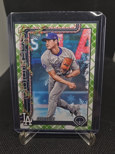 2025 Topps Holiday Baseball Shohei Ohtani Green Plaid Parallel H-1 Dodgers