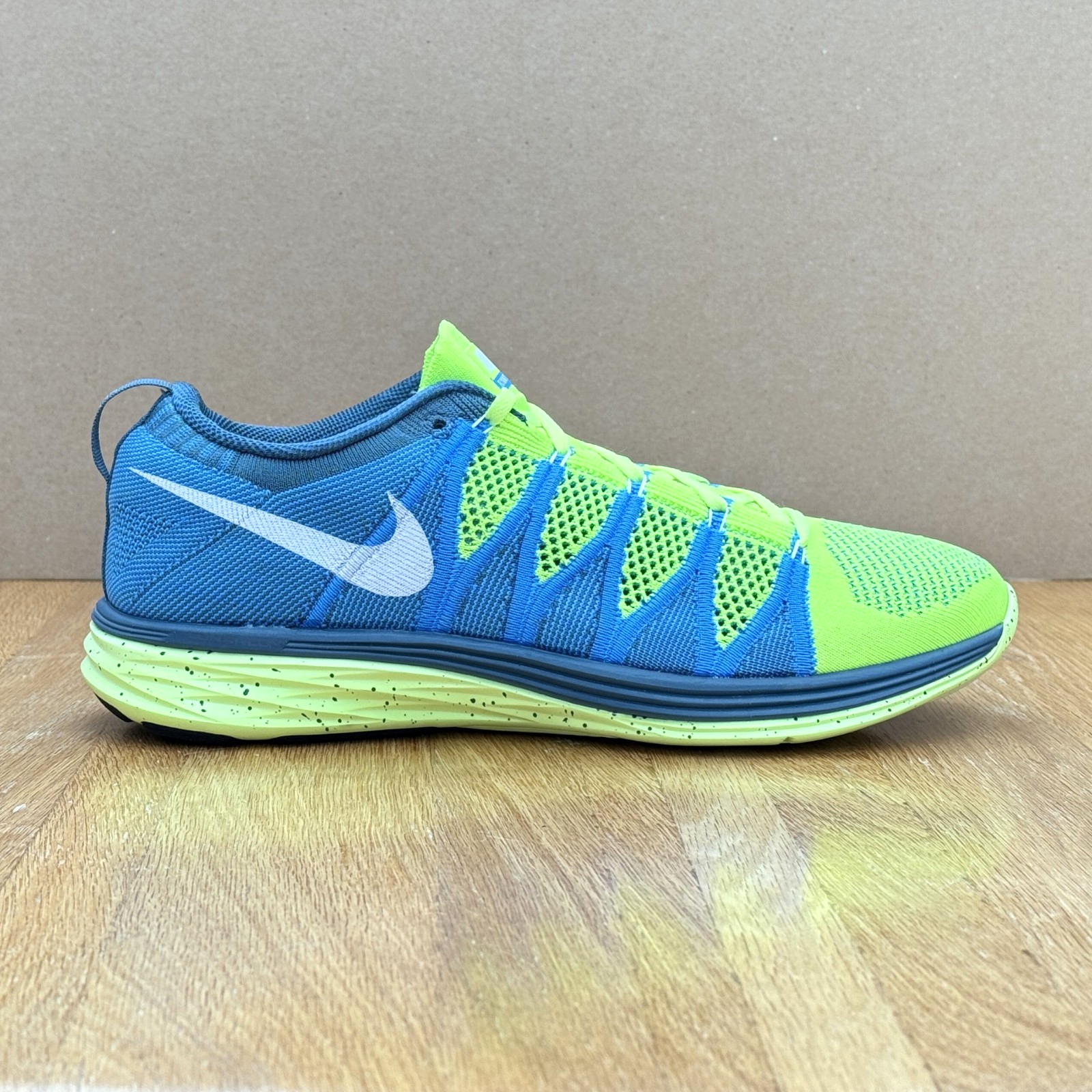 Nike Flyknit Lunar 2  Running Trainers - Volt - Size UK 10.5 (EU 45.5) US 11.5