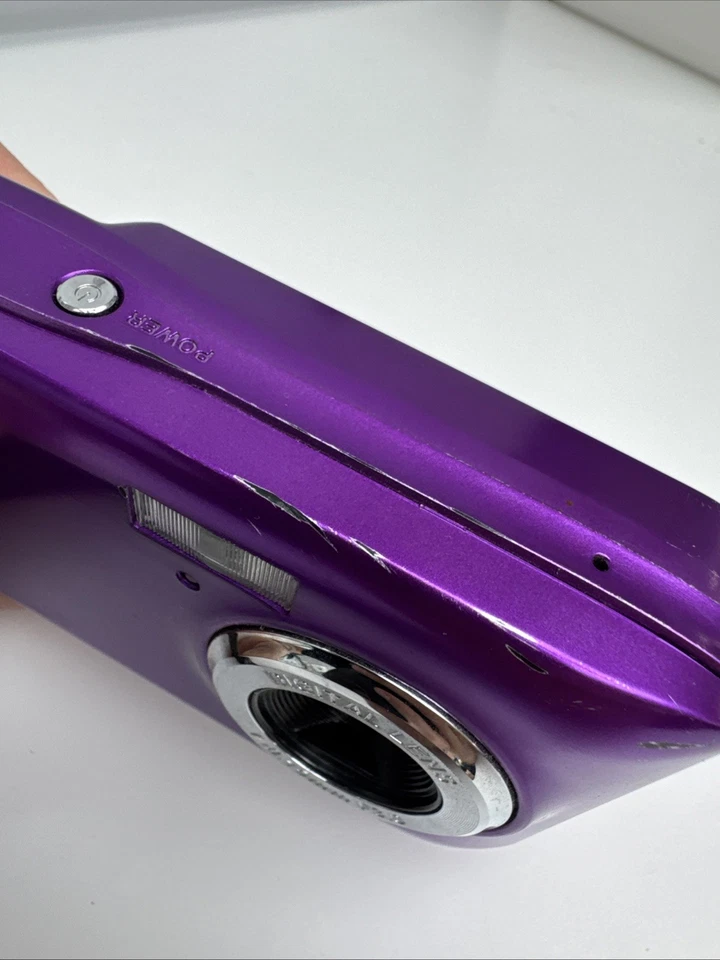 Vivitar ViviCam Digital Camera F128 14.1 Mega Pixel 2.7 Inch LCD Screen Purple - Image 4 of 4