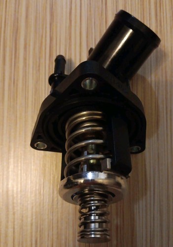 ACDelco Gold 15-11125G  (19474058)  Engine Coolant Thermostat - Picture 1 of 4