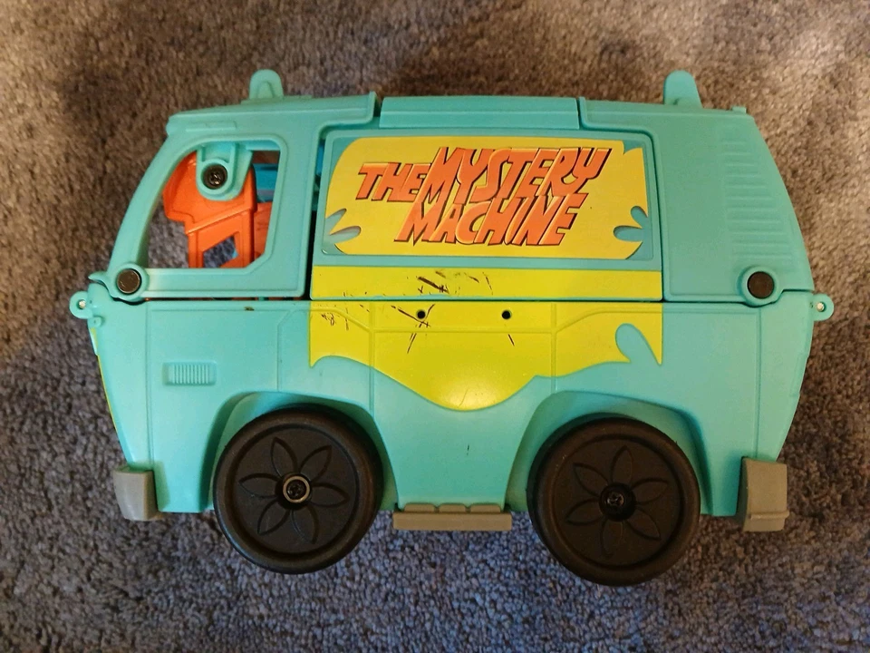 Scooby-Doo Mystery Machine 2017 Mattel con 2 Scooby, 1 peludo y 3 monstruos Foto 2 de 4