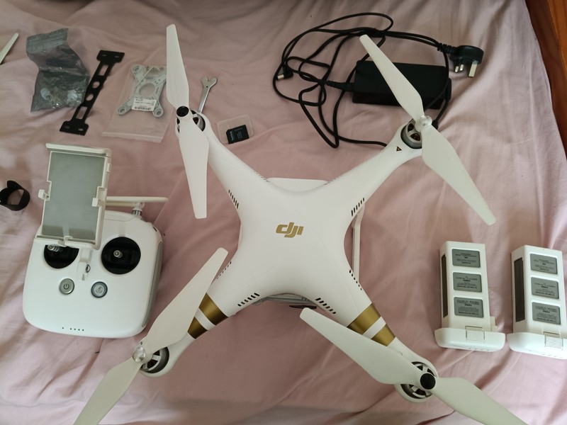 DJI Phantom Advanced Ready to Fly Drone w/ Remote, 2 Batteries, 23min Flight