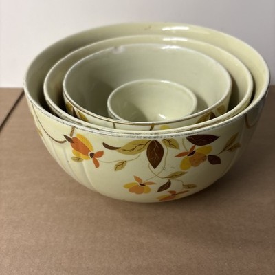Halls Superior Quality Kitchenware Autumn Leaf Nesting Bowls Set Of 4