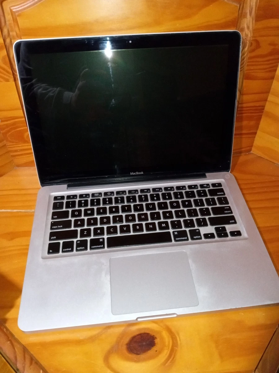 Ноутбуки 2008 Apple MacBook 13,3 дюйма - огромный выбор по лучшим