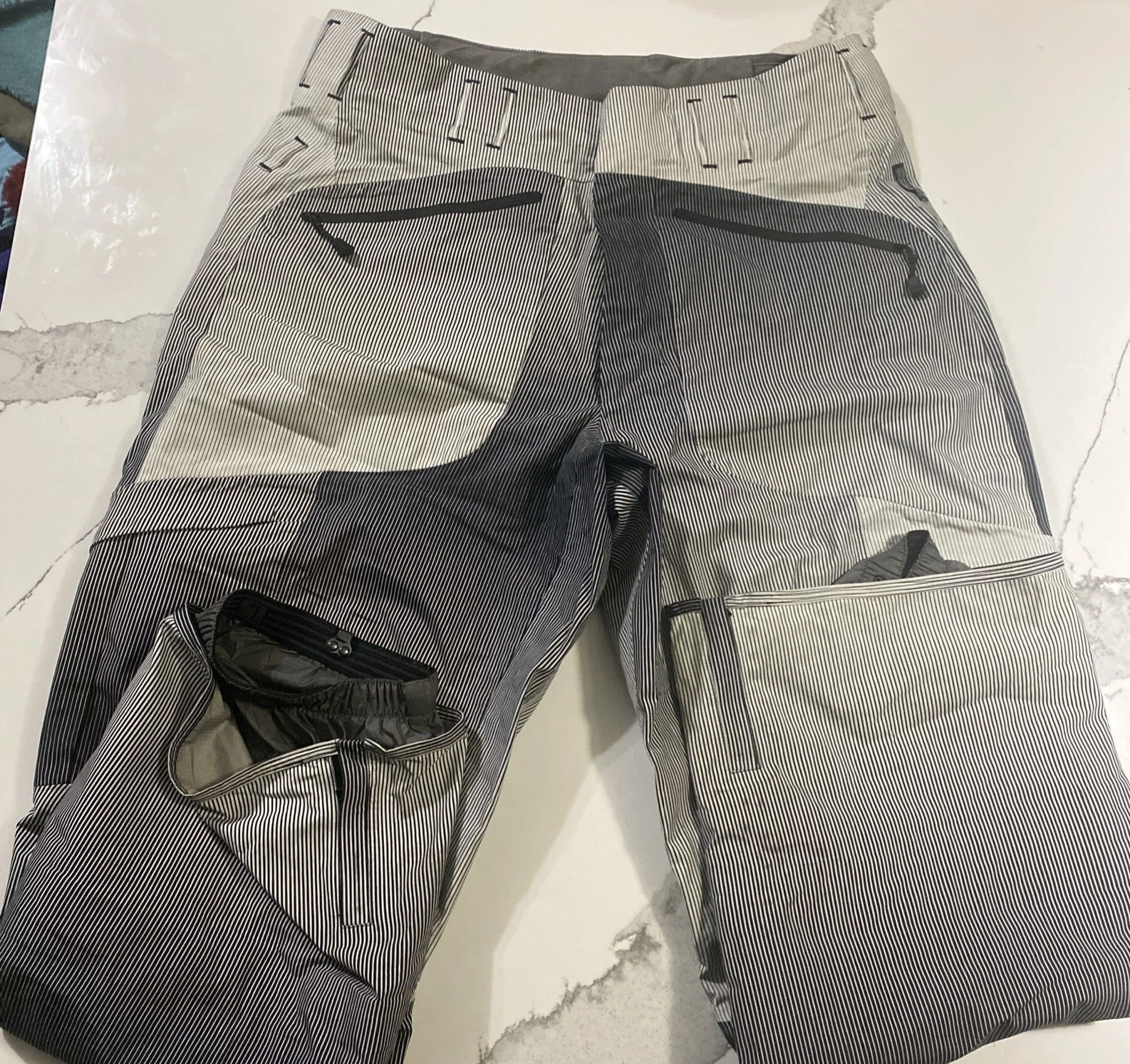BURTON Women’s Pants Size M perfect condition