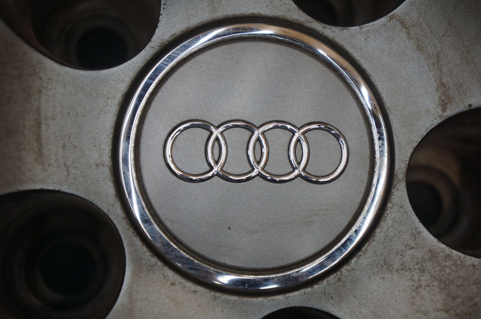 Rear 19x11" 5 Spoke Wheel Rim OEM 420601025AF Audi R8 Type 42 2011-2014 *Note