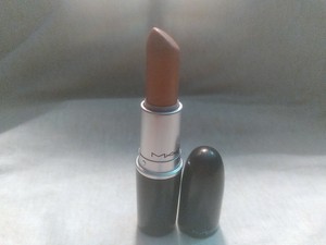 mac high tea lipstick