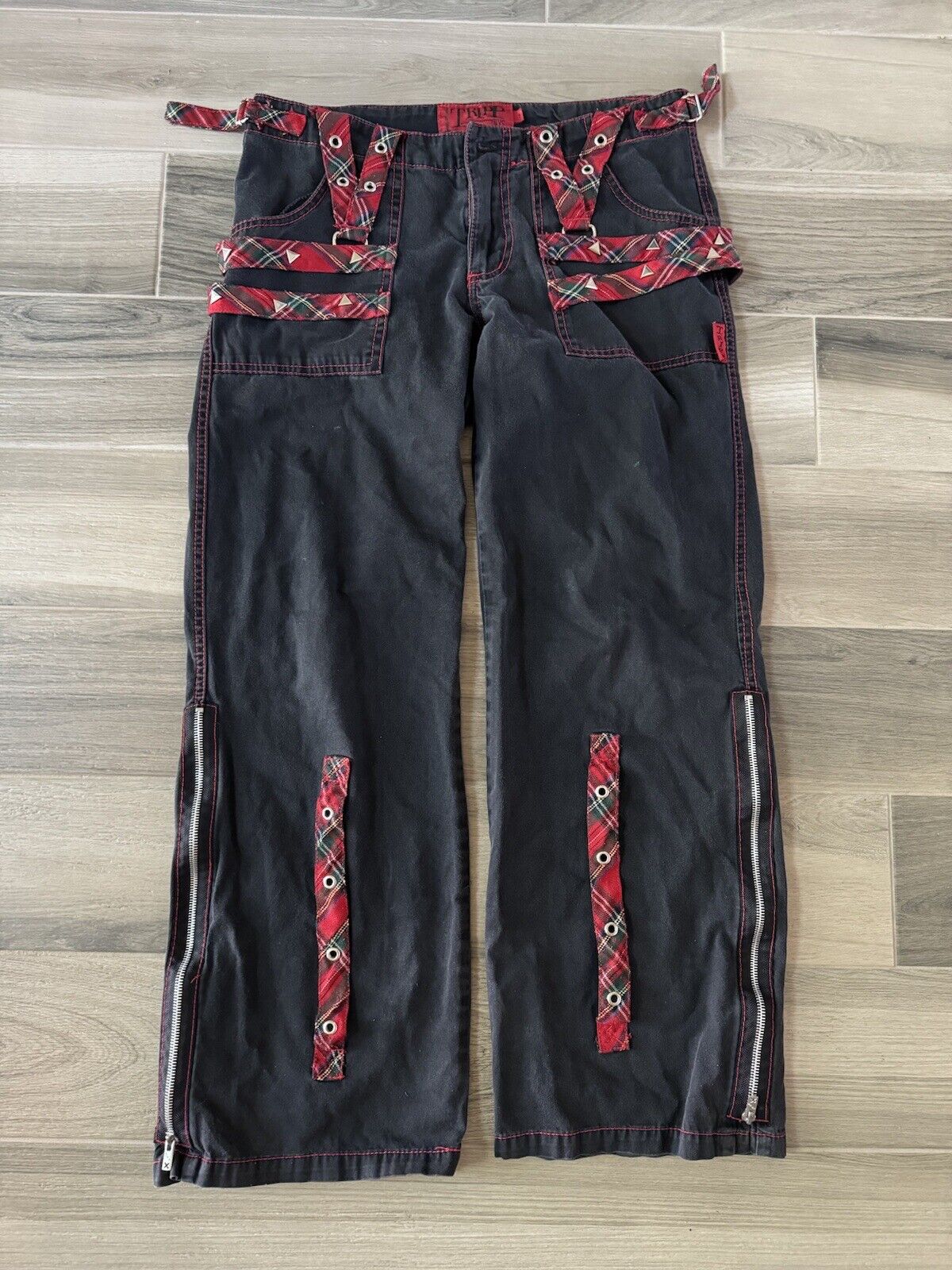 Tripp NYC Vintage Black Plaid Goth Grunge Flare Leg Zipper Grommet Pants Size 7