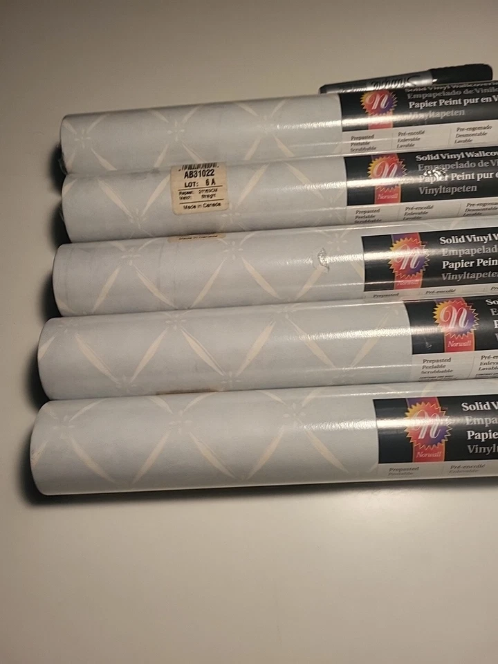 Papel Pintado Norwall 5 Unidades AZUL CLARO Con Patrón BLANCO Cubierta Vinilo COMO NUEVO Foto 3 de 4