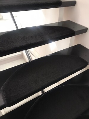 Treppenläufer teppich schwarz 14 Stk. kantenschutz treppe Stufenmatten