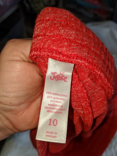 Justice girls sz. 10 red knit "soccer" sport shorts. Cute, comfortable - Picture 8 of 8