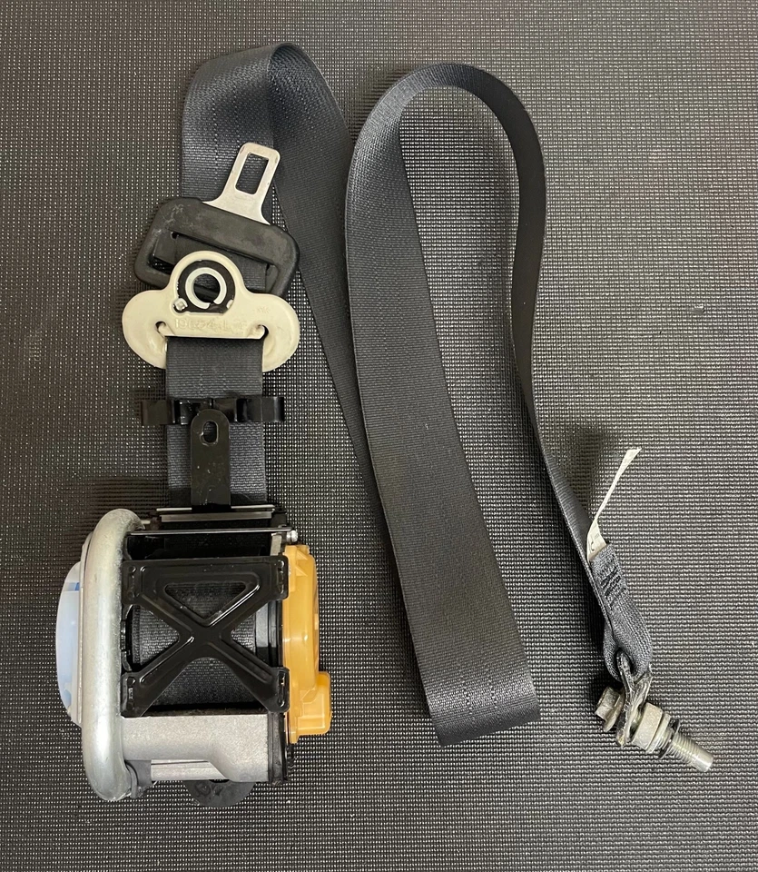 2009 2010 2011 2012 Nissan Murano Front LEFT DRIVER Side Seat Belt OEM - Image 3 of 4