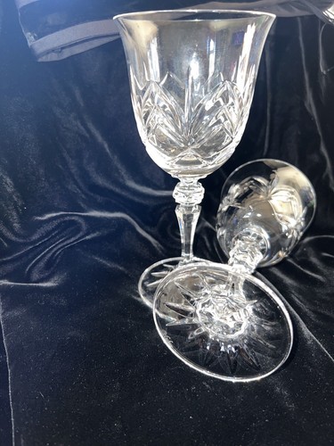 Galway Irish Crystal Kylmore Two 7 5/8" Water Goblets - Picture 2 of 12