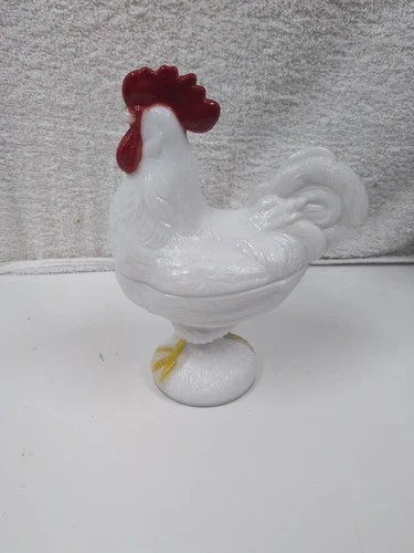 Vintage Westmoreland Milk Glass Standing Rooster Candy Dish Painted Comb & Feet