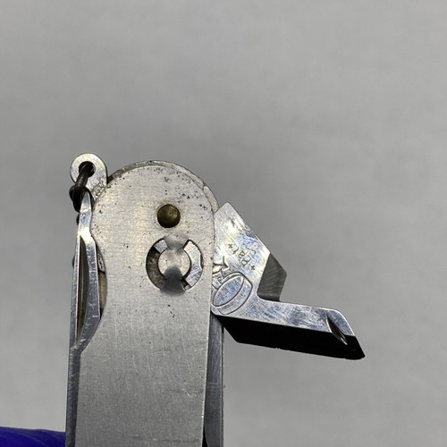 Wenger Handyman Pocket Knife - No Scales - Picture 13 of 14