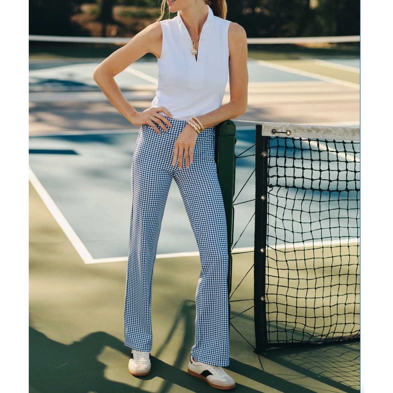 NWT J.McLaughlin Carmel Pants Coastal M White Navy Honeycomb GeometricZip Active