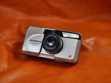 #3708 Olympus Superzoom 800S 35mm Point and Shoot Film Camera