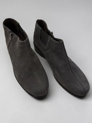 Aerosoles Sonic Dark Grey Suede Ankle Boots Size 9W